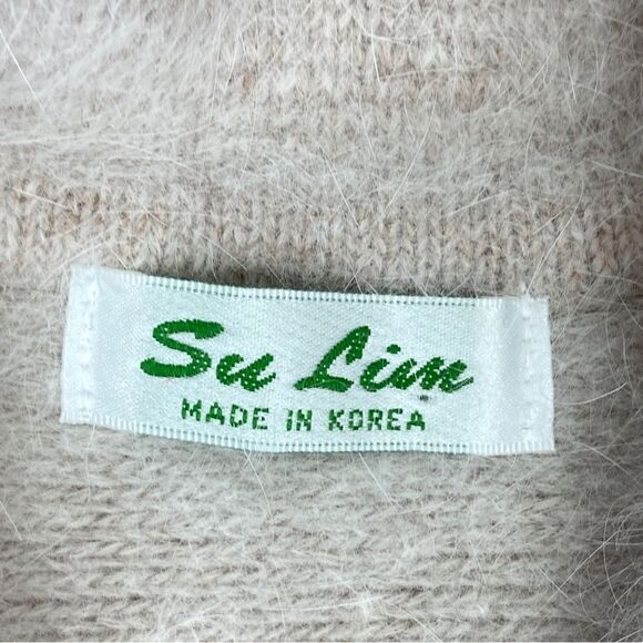 Vintage Su Lim Floral Embroidered Angora Sweater Taupe Pearl Embellished PM - Picture 11 of 13